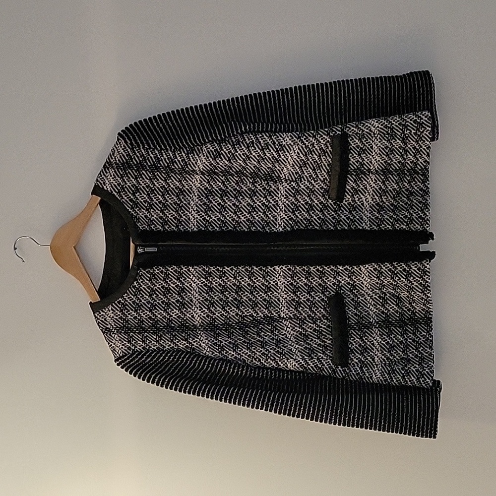 Max Mara Weekend Tweed Jacket with Faux Leather Trim - Black & White